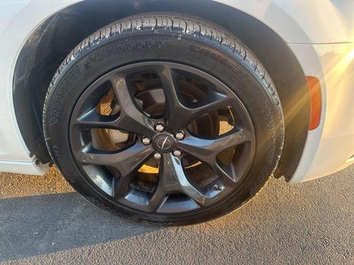 2022 Chrysler 300 Touring