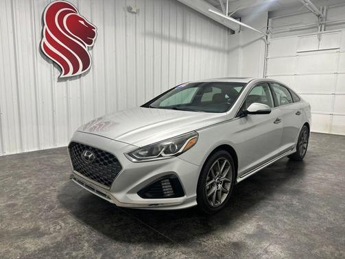 Symphony Silver 2018 Hyundai SONATA Sport 2.0T