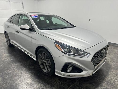 Symphony Silver 2018 Hyundai SONATA Sport 2.0T