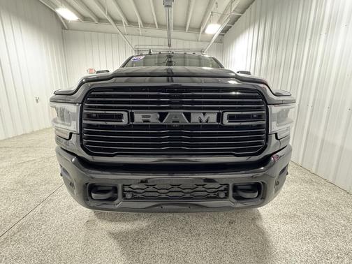 2019 RAM 2500 Laramie Crew Cab 4x4 6'4' Box