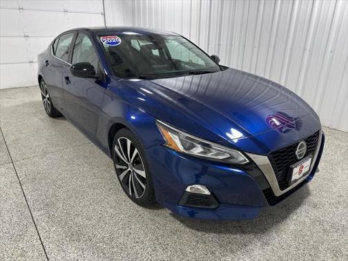 2020 Nissan Altima SR FWD