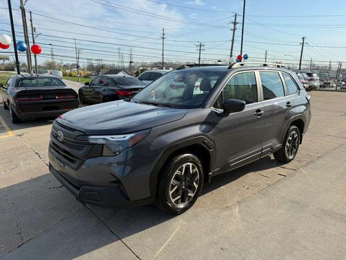 Magnetite Gray Metallic 2025 Subaru Forester Sport