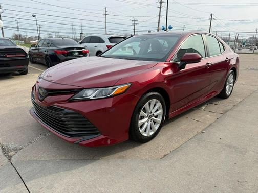 2020 Toyota Camry LE