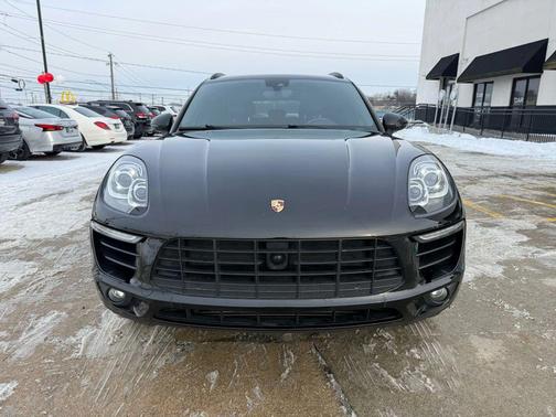 2018 Porsche Macan Sport Edition