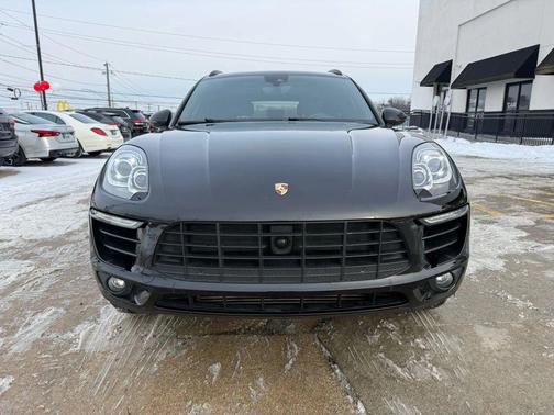 2018 Porsche Macan Sport Edition
