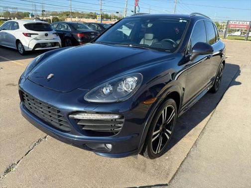 2014 Porsche Cayenne GTS