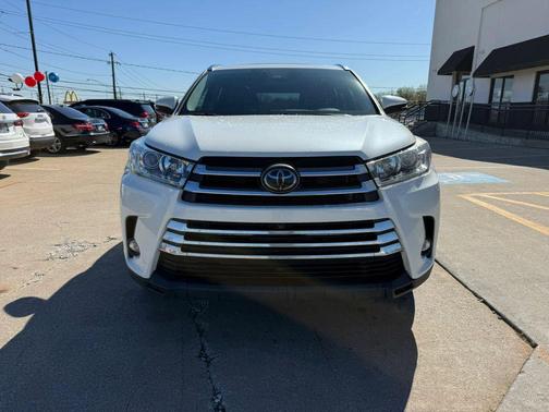 Blizzard Pearl 2019 Toyota Highlander Limited Platinum