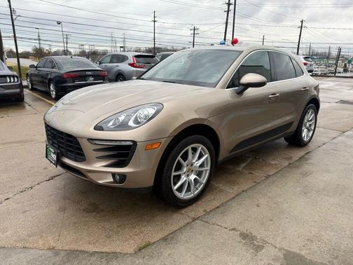 2018 Porsche Macan S