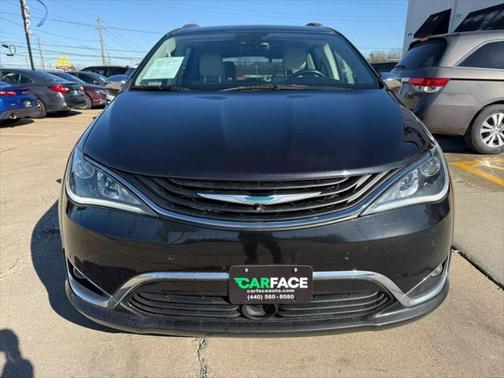 2018 Chrysler Pacifica Hybrid Limited