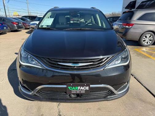 2018 Chrysler Pacifica Hybrid Limited