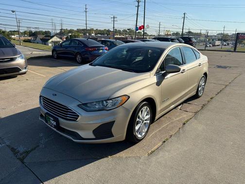 2019 Ford Fusion Hybrid SE