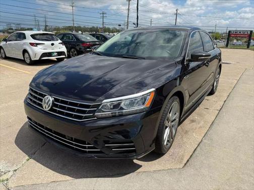 2019 Volkswagen Passat 2.0T R-Line