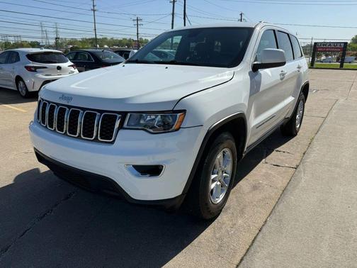 2019 Jeep Grand Cherokee Laredo