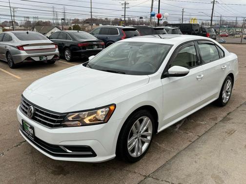 2019 Volkswagen Passat 2.0T Wolfsburg Edition