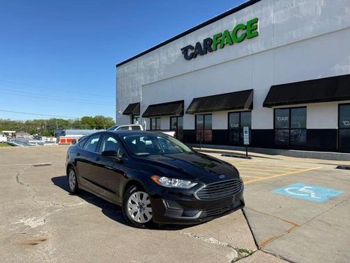 Agate Black 2019 Ford Fusion SE