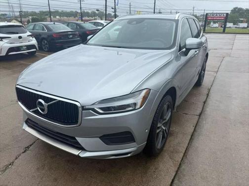 2018 Volvo XC60 T5 Momentum