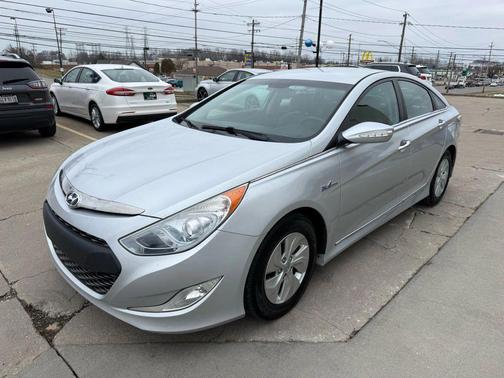 2015 Hyundai SONATA Hybrid Base
