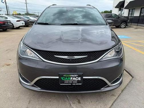 2020 Chrysler Pacifica Touring-L Plus