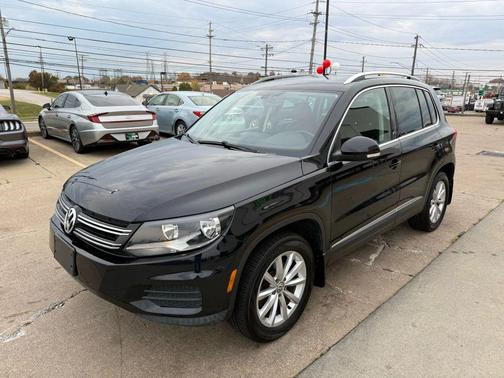 2017 Volkswagen Tiguan 2.0T Wolfsburg Edition