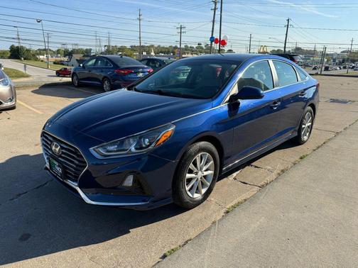 2018 Hyundai SONATA SE