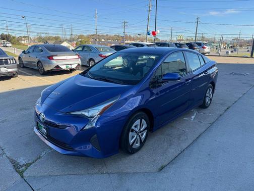 2016 Toyota Prius Two Eco