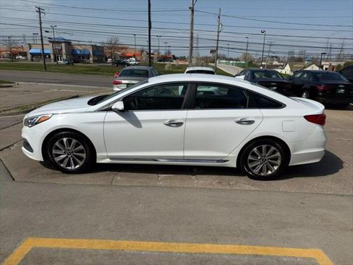 2015 Hyundai SONATA Sport