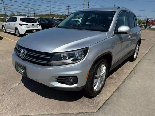 2013 Volkswagen Tiguan 2.0T SE 4MOTION