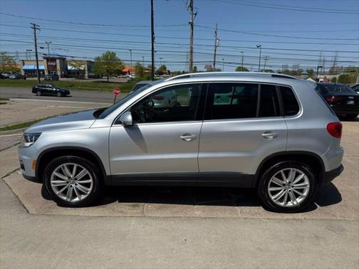 2013 Volkswagen Tiguan 2.0T SE 4MOTION