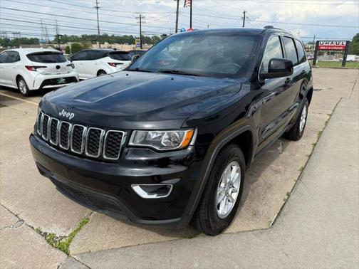 2019 Jeep Grand Cherokee Laredo