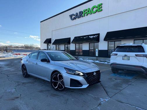 2024 Nissan Altima SR FWD