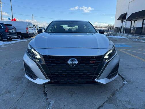 2024 Nissan Altima SR FWD