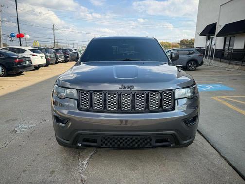 2017 Jeep Grand Cherokee Altitude