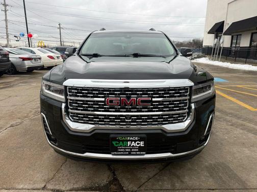 2022 GMC Acadia Denali