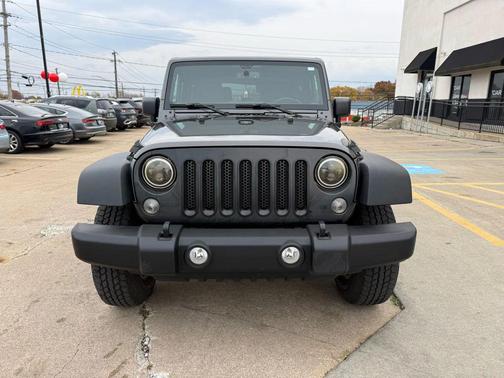 2016 Jeep Wrangler Sport