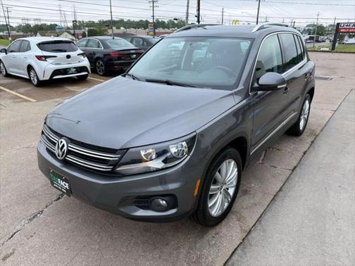 2014 Volkswagen Tiguan 2.0T SE 4MOTION
