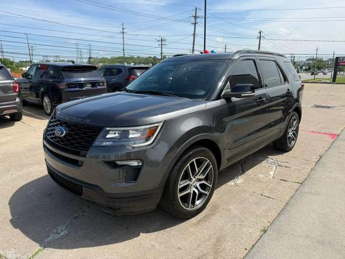 Magnetic Metallic 2018 Ford Explorer Sport