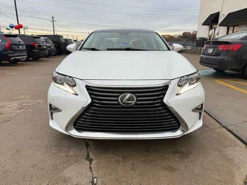 2016 Lexus ES 350 Base