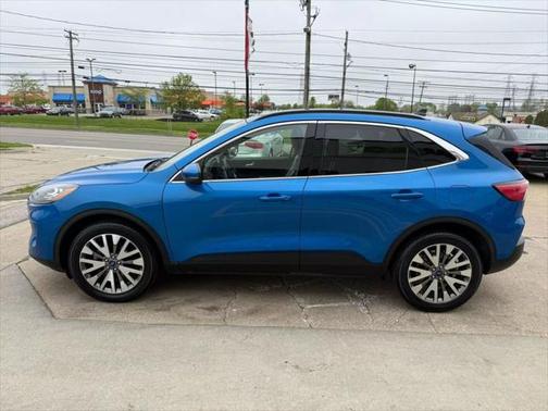 2020 Ford Escape Titanium