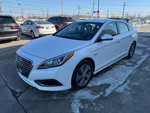 2016 Hyundai Sonata Plug-In Hybrid Base