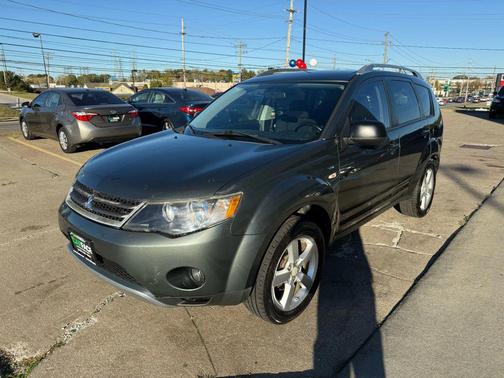 2008 Mitsubishi Outlander XLS