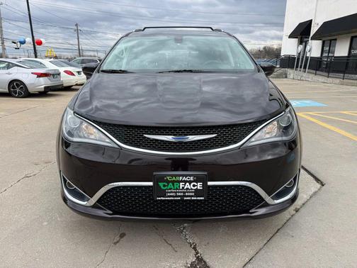 2018 Chrysler Pacifica Touring-L