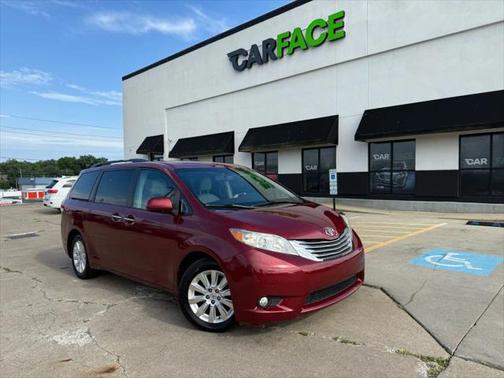 2012 Toyota Sienna XLE