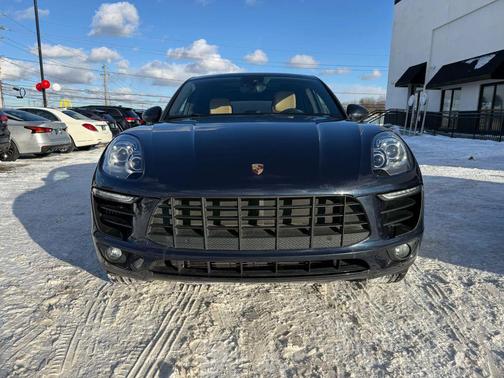 2018 Porsche Macan S