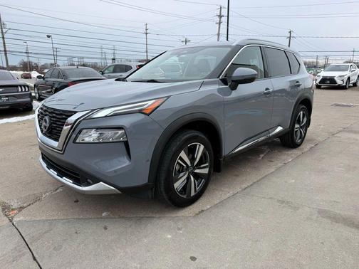 2022 Nissan Rogue Platinum