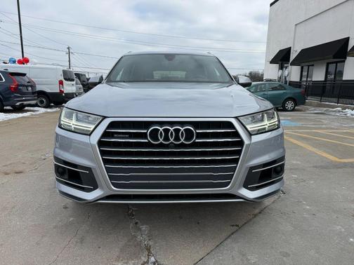 2019 Audi Q7 55 Prestige