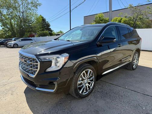 Ebony Twilight Metallic 2022 GMC Terrain Denali