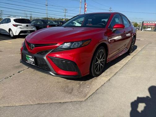 2023 Toyota Camry SE