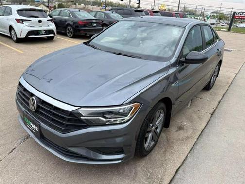 2021 Volkswagen Jetta 1.4T R-Line