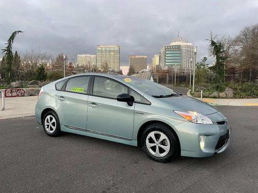 2014 Toyota Prius Two