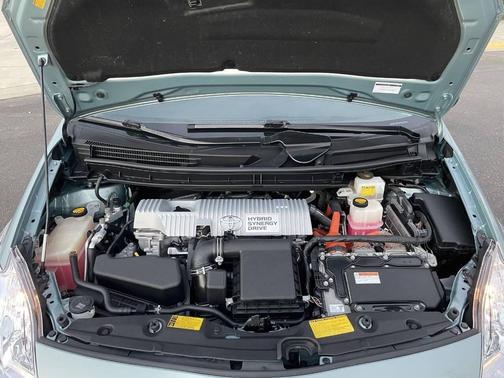 2014 Toyota Prius Two